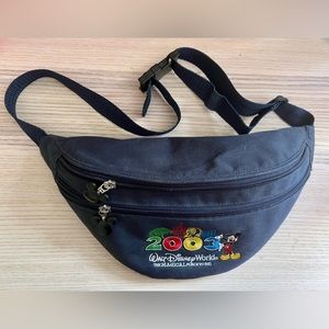 2003 Disney World Mickey Fanny Pack Belt Bag